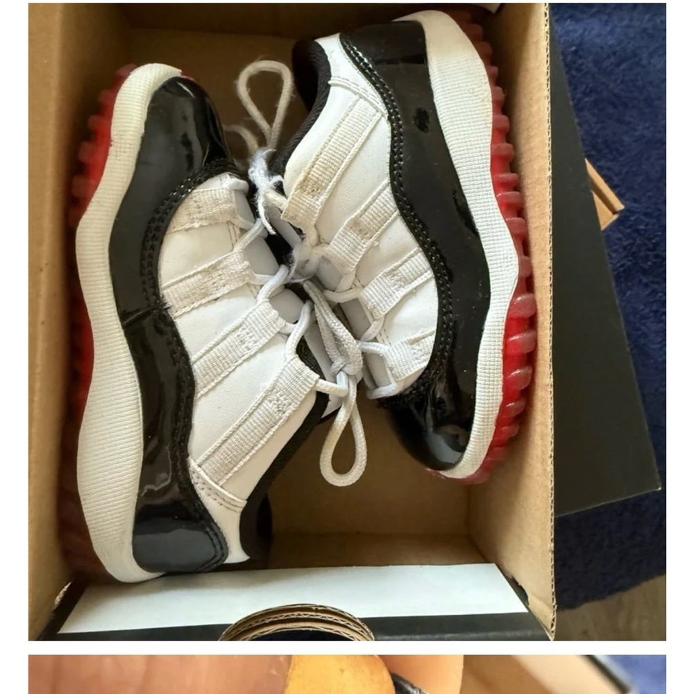 Air Jordan Retro 11 Sneakers - Black and White